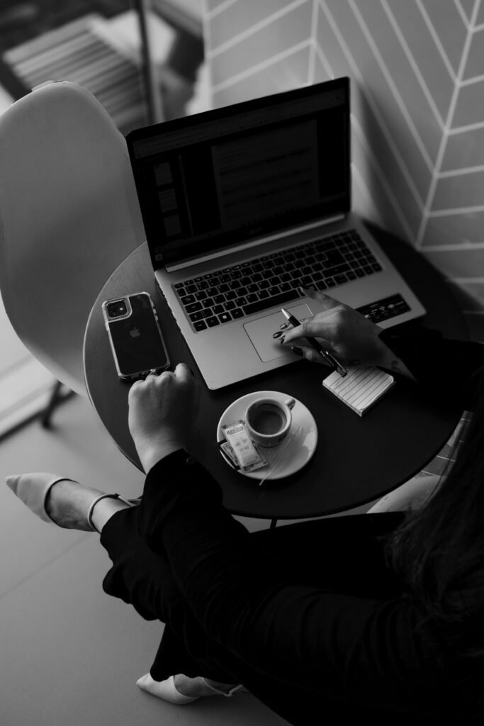 Professional freelance digital marketer in Kochi helping businesses grow online